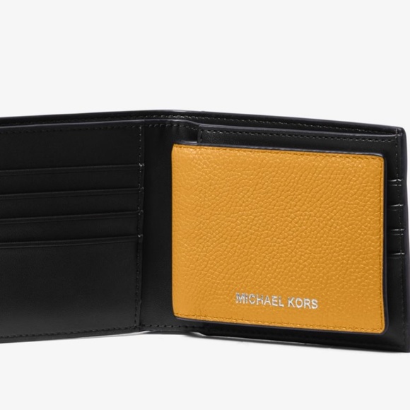 Michael Kors Cooper Pebbled Leather Billfold Wallet NEW - Picture 2 of 2